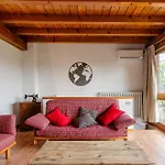 Апартаменты Il Lauro - House -